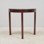 1738 8215 CONSOLE TABLE